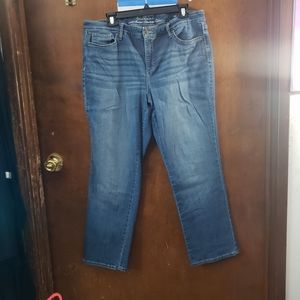 Gloria Vanderbilt jeans